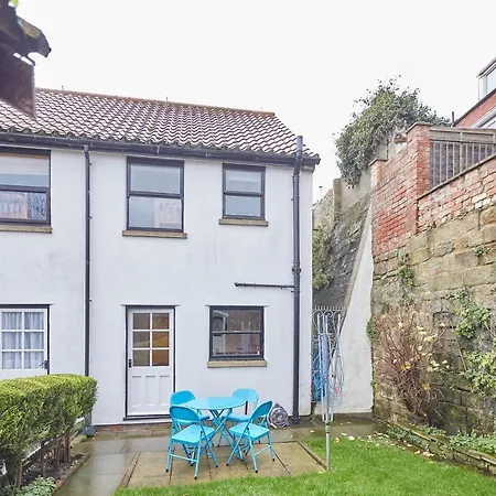 Nyaraló Host & - Richemont