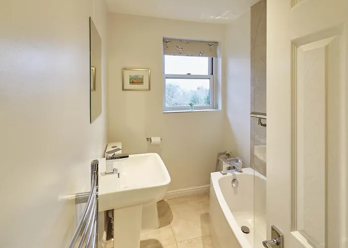 Nyaraló Host & - Richemont